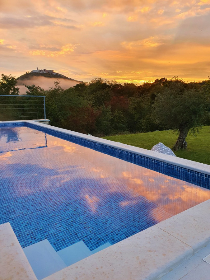 Villa Monvue, Villa Monvue Motovun