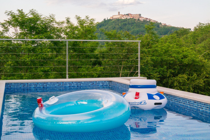 Au&szlig;en, Villa Monvue Motovun